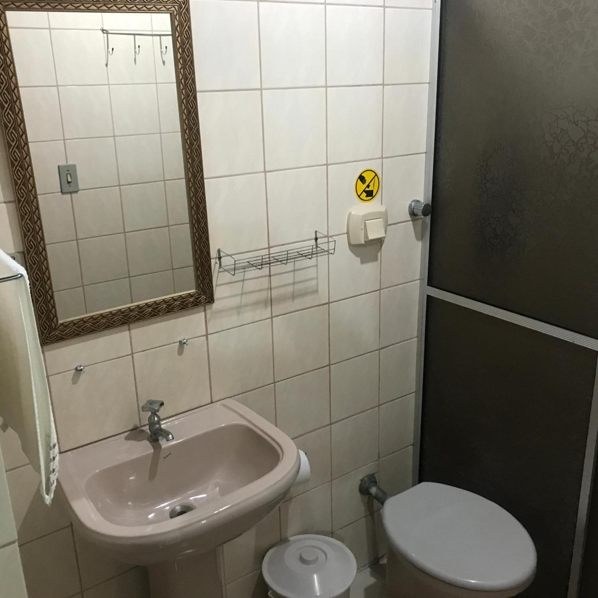 Guest house Regina Del Mare Completos Ate 05 Pessoas A 50 Metros Da *